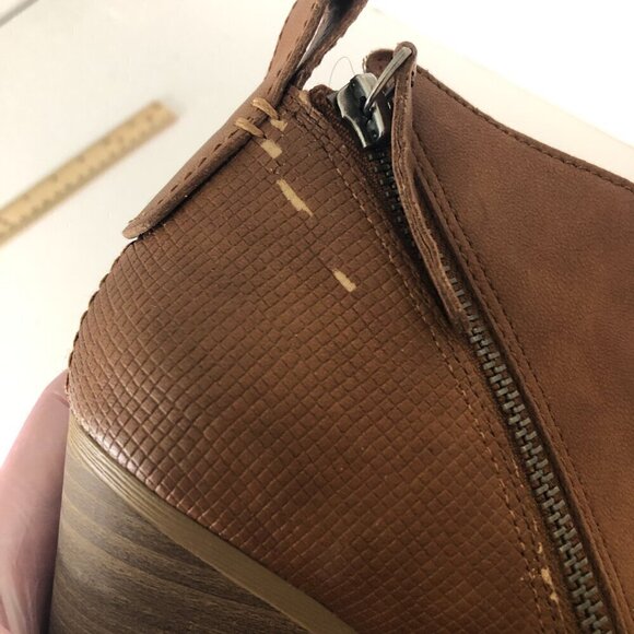 DV by DOLCE VITA Boots Women's Size 7 Brown Ankle Booties Faux Leather - Picture 10 of 14